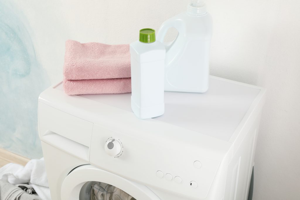 What detergent should I use when washing my towels?