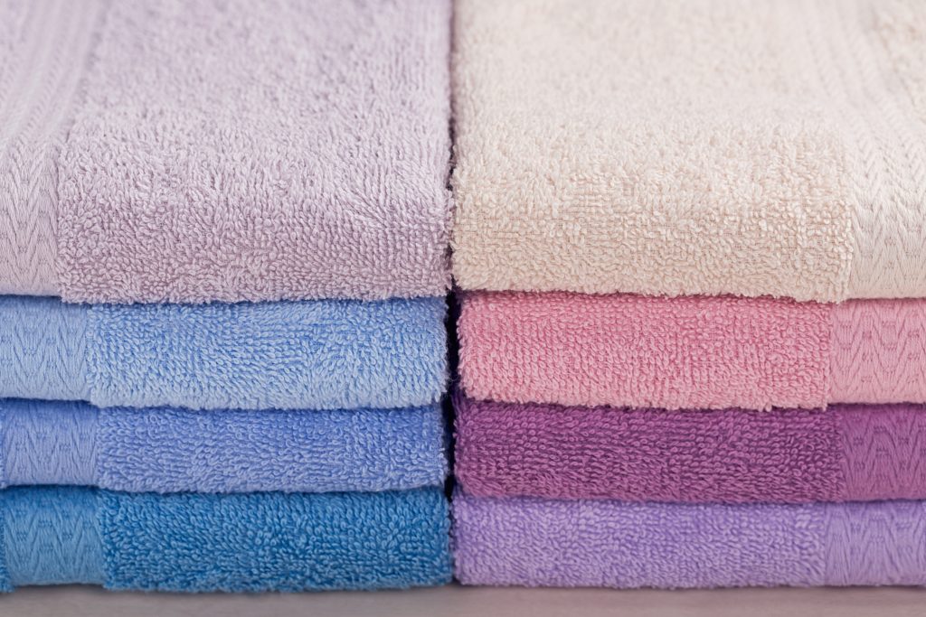 Key Factors to Consider When Choosing Your Bath Towel Color